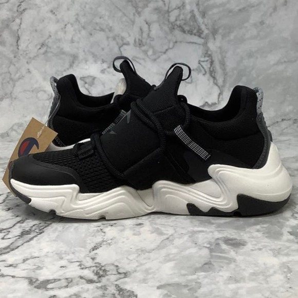 NEW! Champion Size 5.5 Youth Hyper C Link Shoe Athletic Black L9-1 - Picture 4 of 9